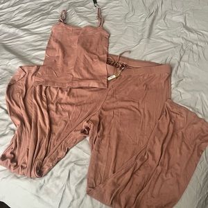 Skims rose clay lounge set